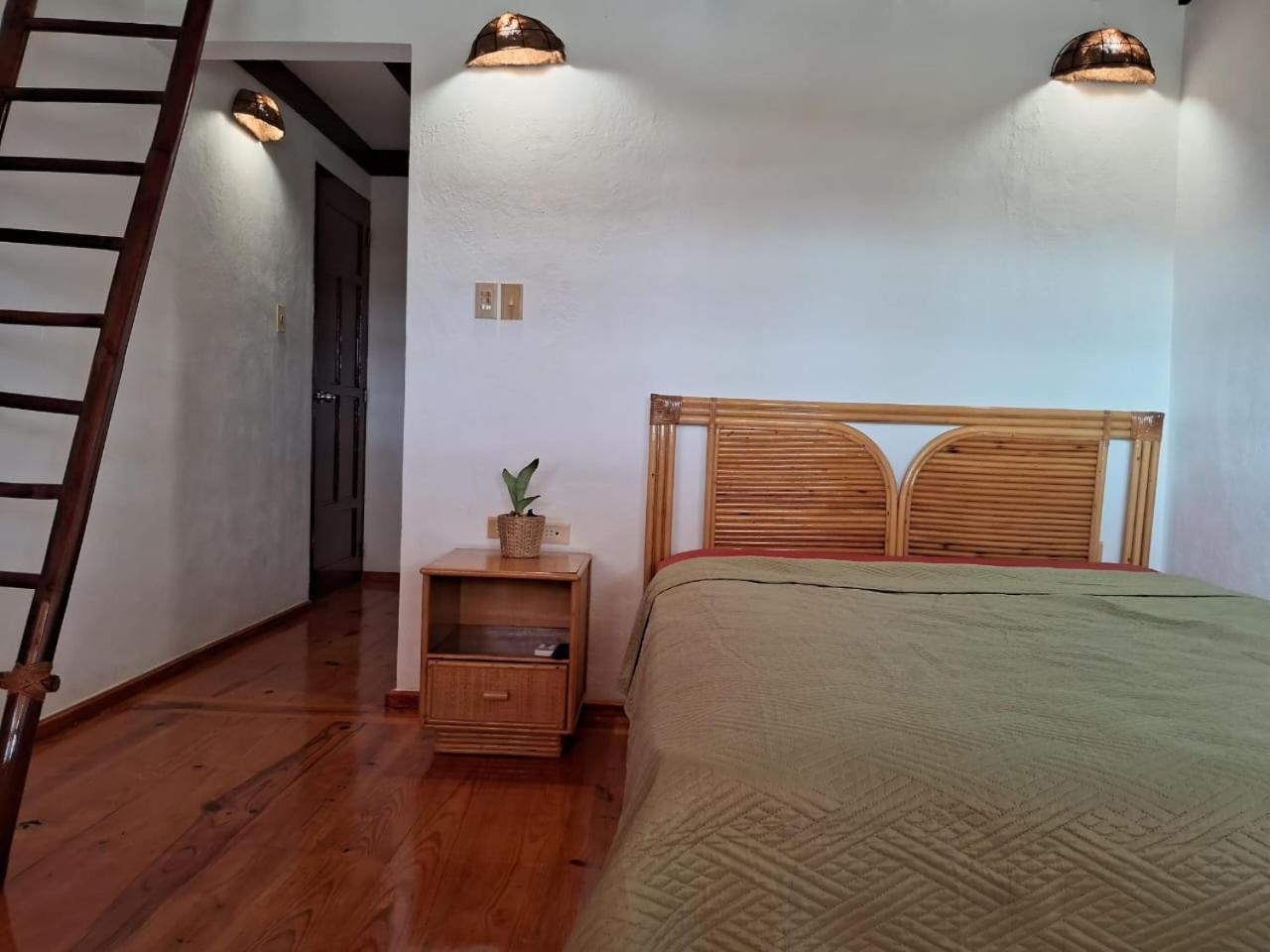 Caney Taino Higuey Bagian luar foto